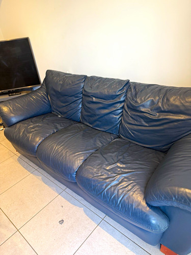 Blue leather seater - 3-seater, and